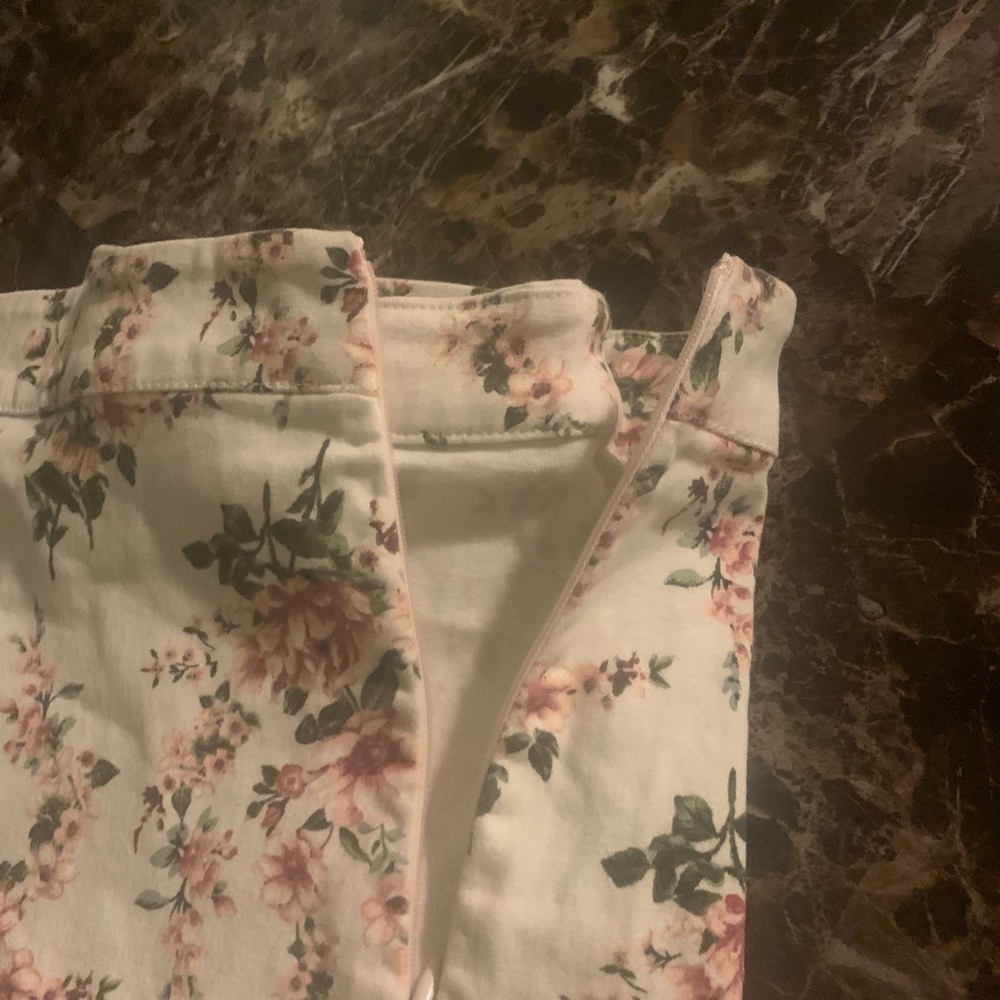 Floral mini skirt from forever 21